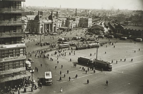 Вид на здание Курского вокзала. 1940-е гг.